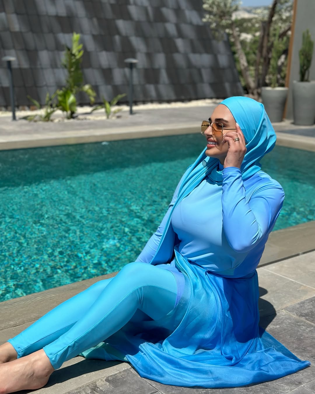 Ensemble Burkini 4 Pièces – Protection Solaire, Confort, Élégance & Cache-Maillot Assorti