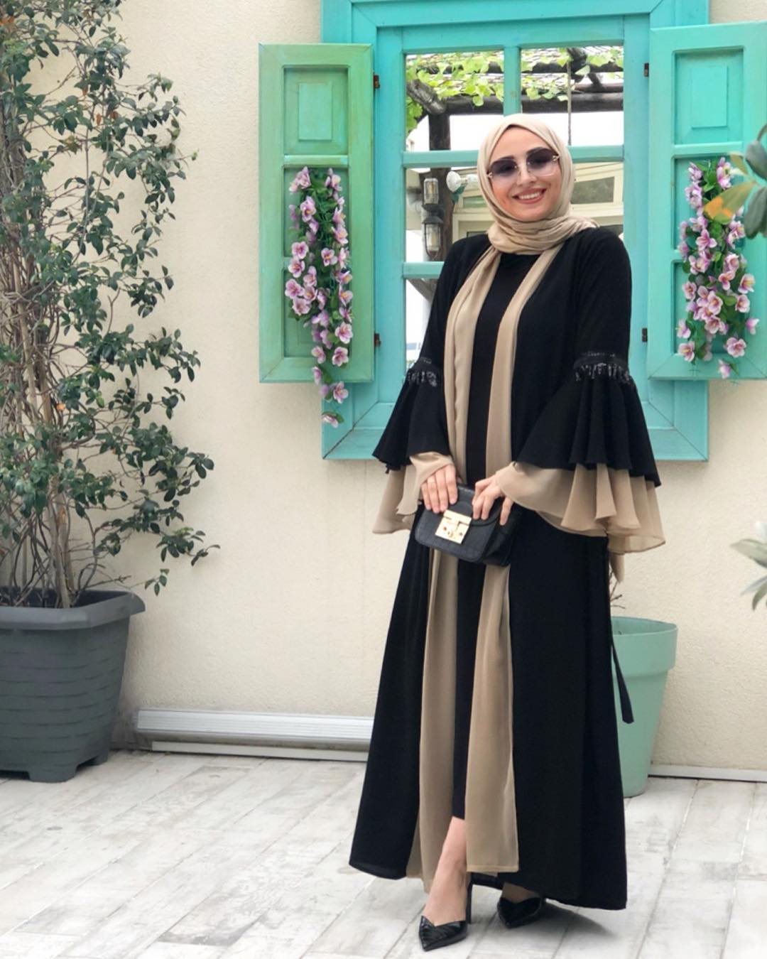 Abaya 2 Pièces en Crêpe + Foulard Offert – Élégance Ramadan Complète et Raffinée